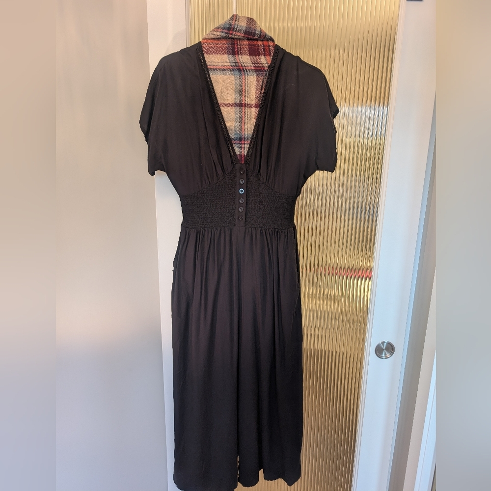 Elegant Black Women's Jumper